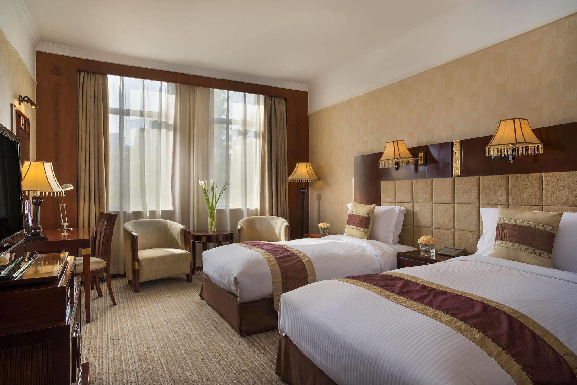Grand Mercure Xian On Renmin Square מראה חיצוני תמונה